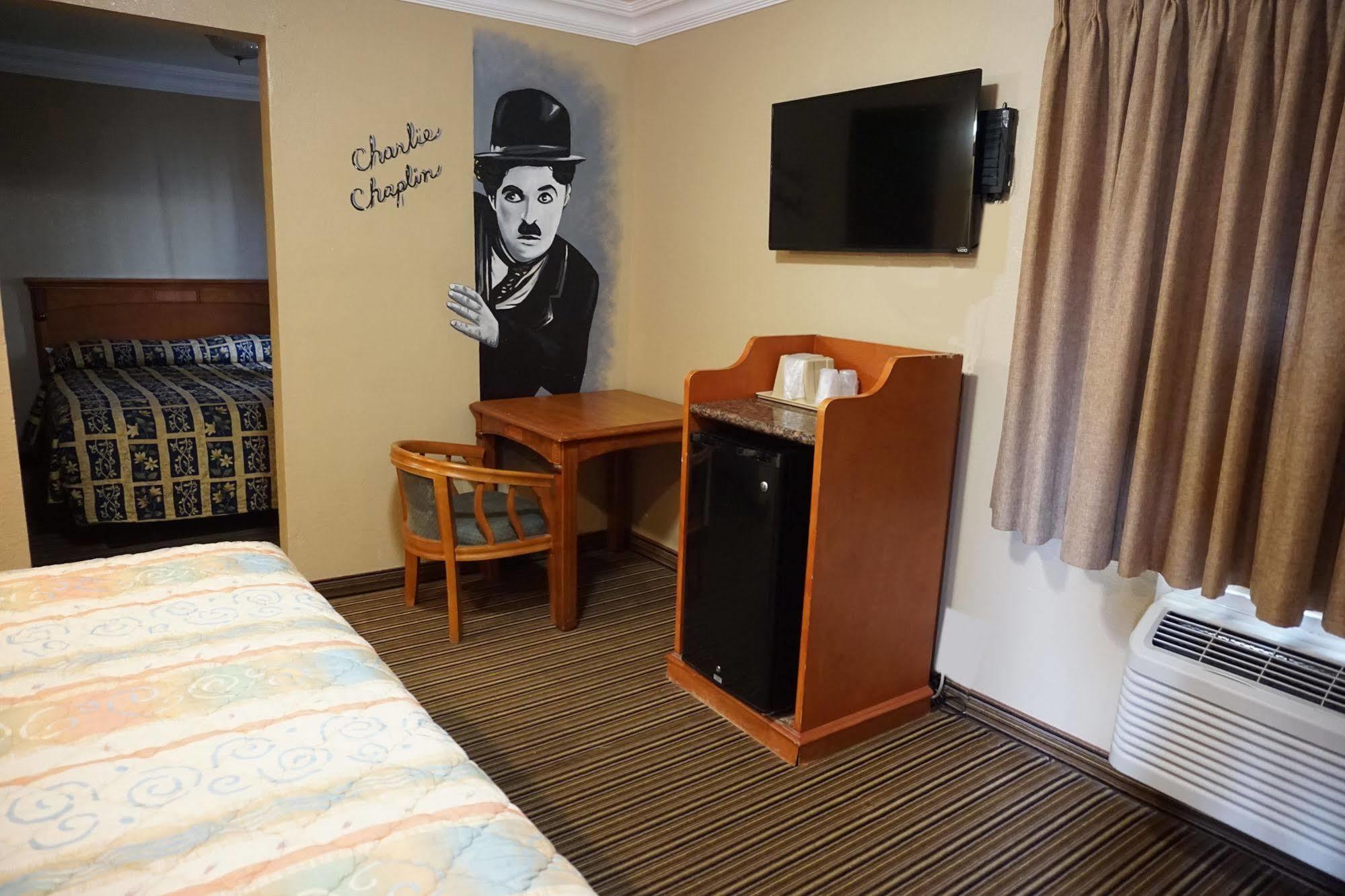 Hollywood Inn Express North Λος Άντζελες Εξωτερικό φωτογραφία